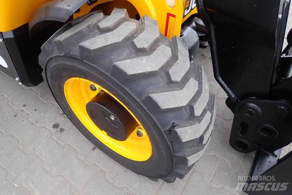JCB 514-40 Малі навантажувачі