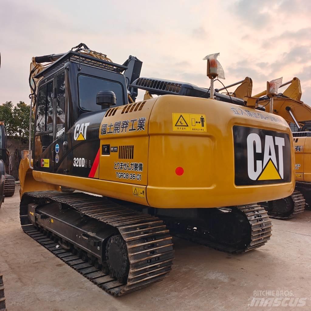 CAT 320D Гусеничні екскаватори