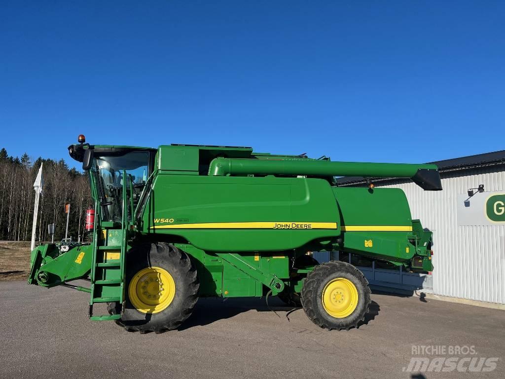 John Deere W540 Зернозбиральні комбайни