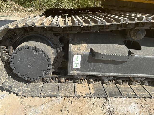 Komatsu PC200-8 Гусеничні екскаватори