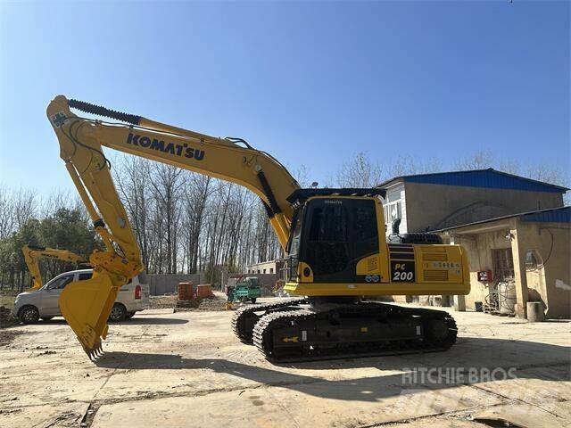 Komatsu PC200-8 Гусеничні екскаватори