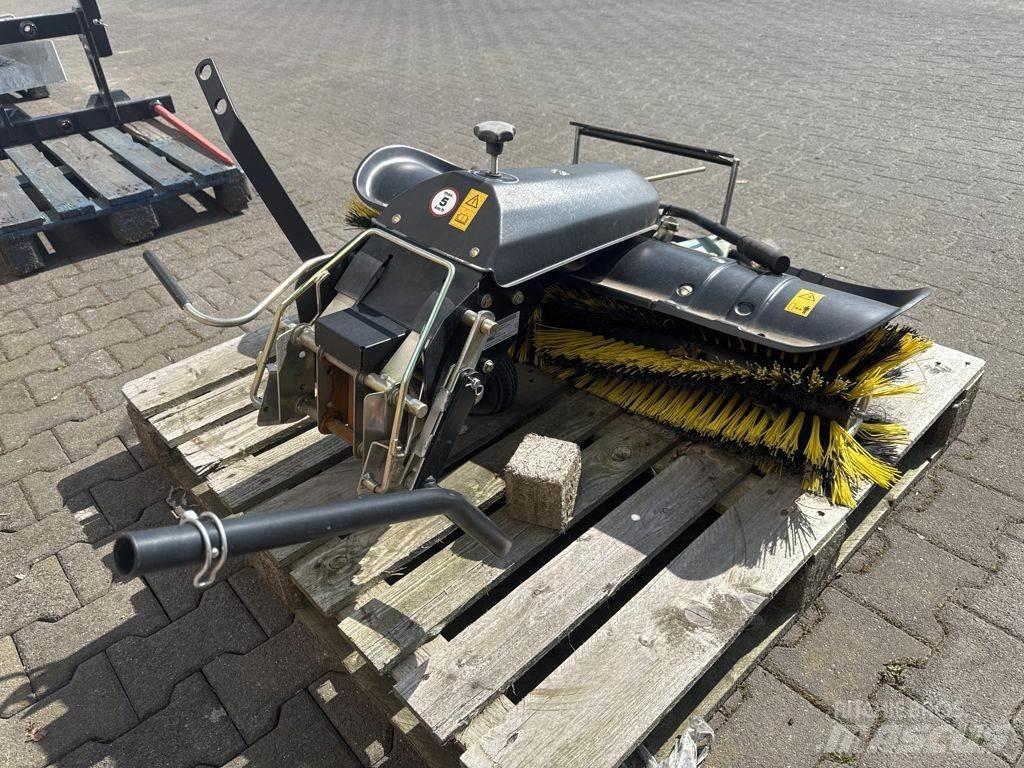 Sabo Broom Підмітальні машини