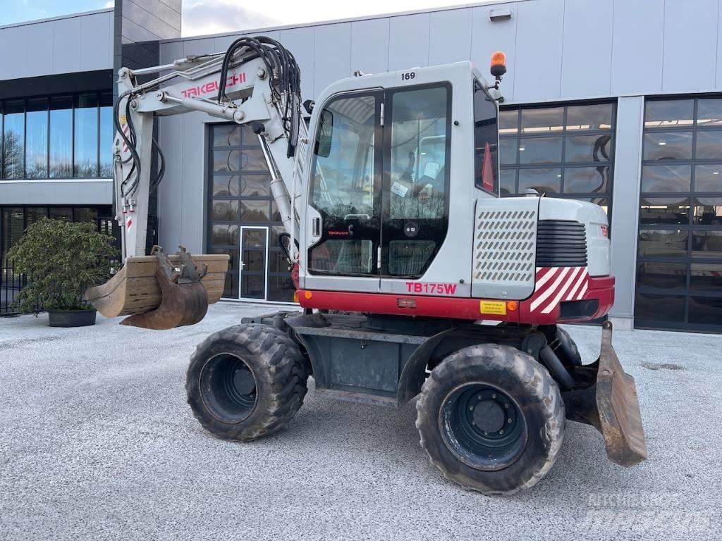 Takeuchi TB175W Середні екскаватори 7т. - 12т.