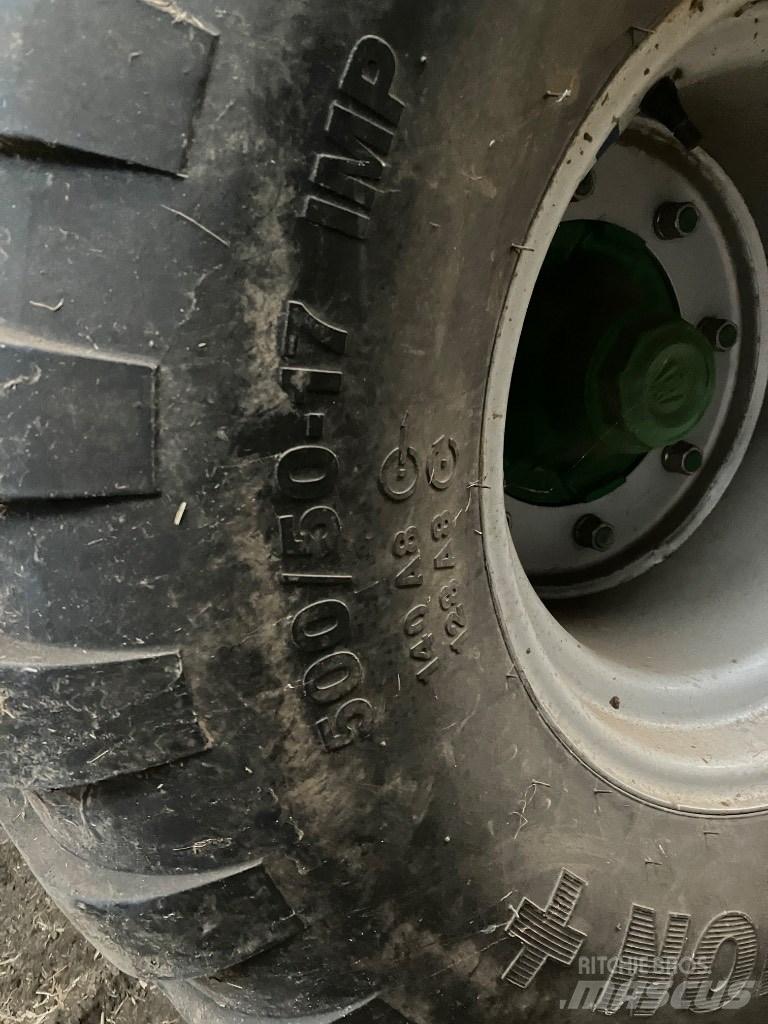 McHale F5400 Рулонні прес-підбирачі