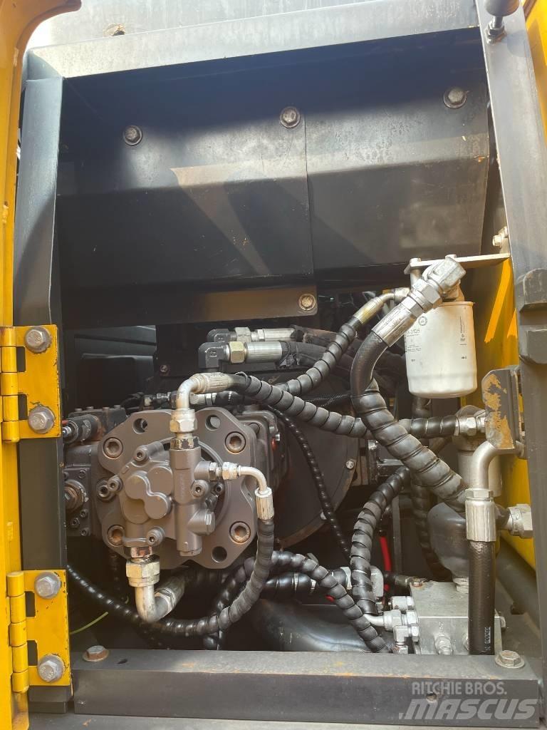 Volvo EC 140 Гусеничні екскаватори