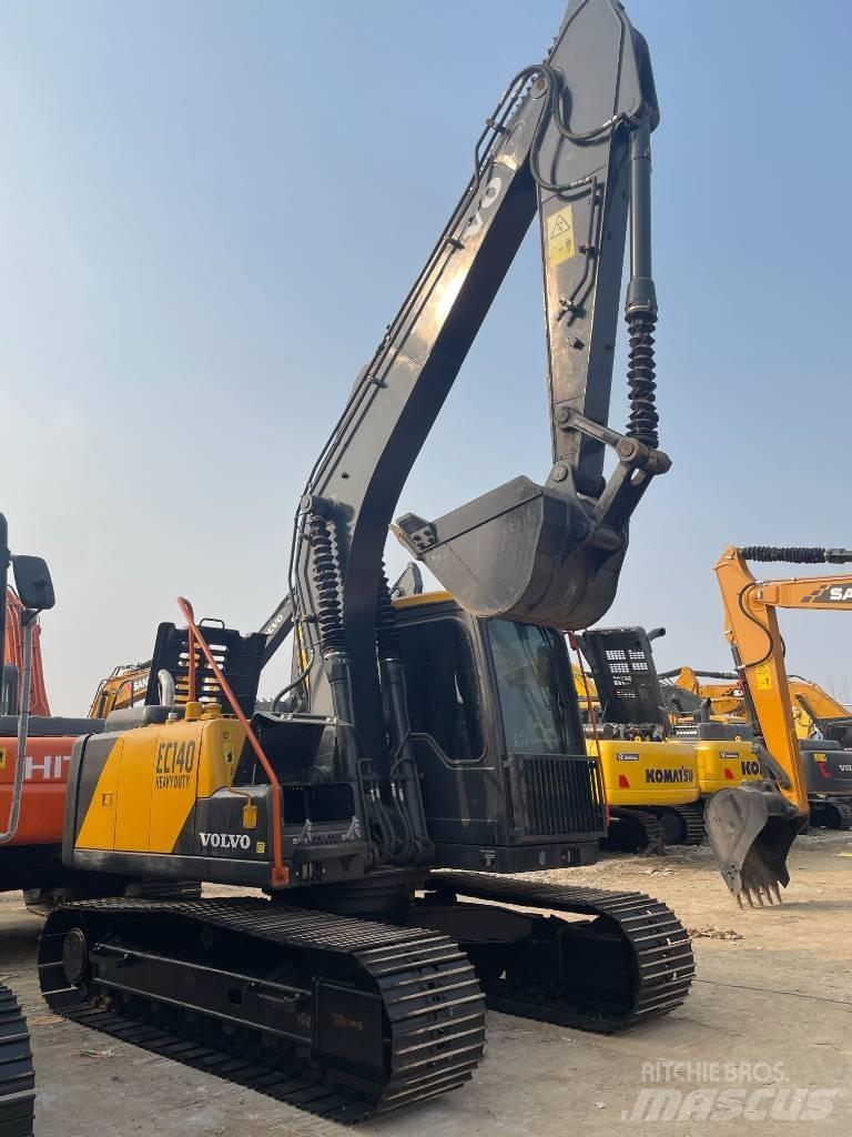Volvo EC 140 Гусеничні екскаватори