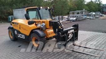 JCB 525-60 Телескопічні навантажувачі
