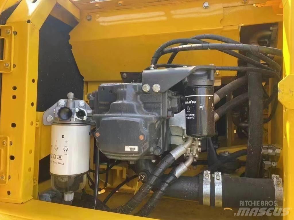 Komatsu PC 200-8 Середні екскаватори 7т. - 12т.