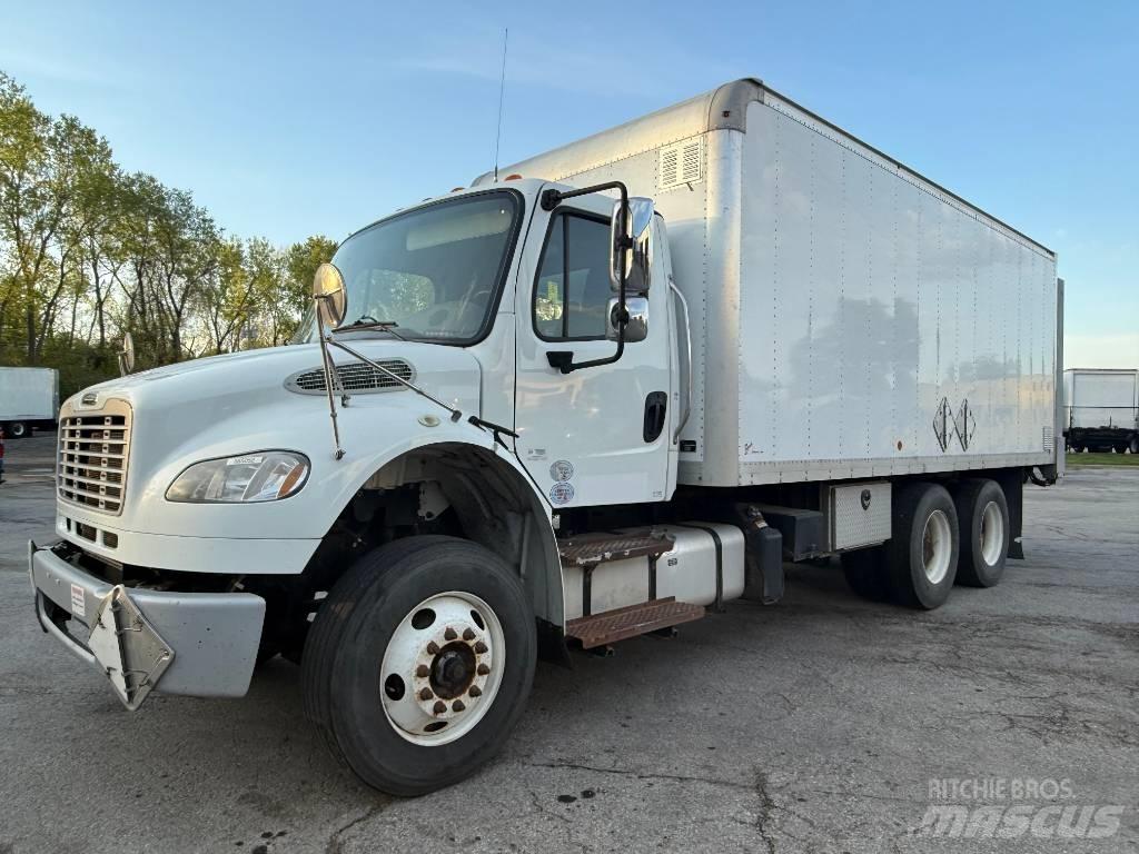 Freightliner M 106 Фургони