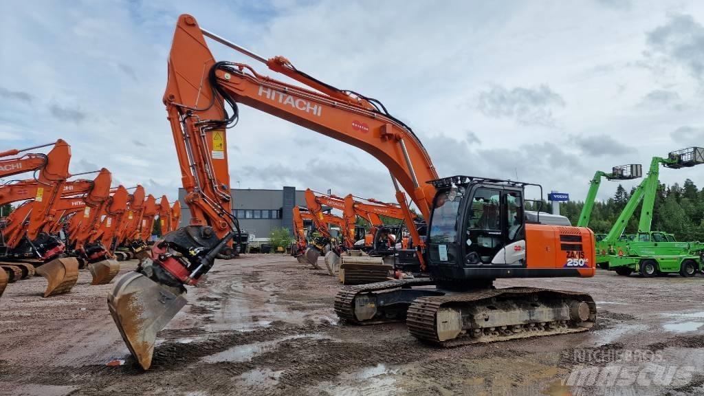 Hitachi ZX250LC-6 Гусеничні екскаватори