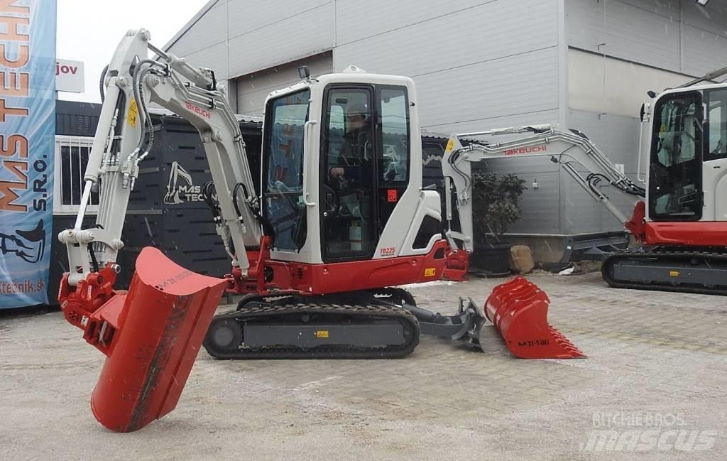Takeuchi TB225 Міні-екскаватори < 7т