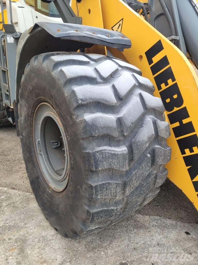 Liebherr L580 XPower Фронтальні навантажувачі