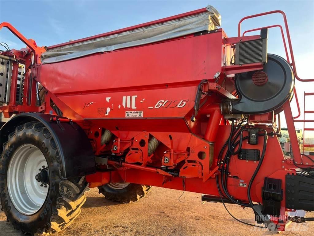 Rauch AGT 6036 Розсіювач мінеральних добрив