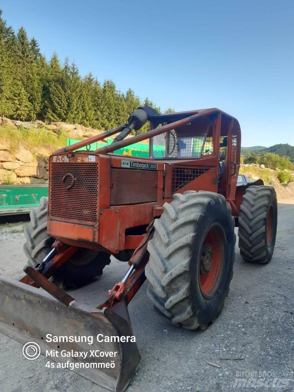 Timberjack 225 D Трельовочні трактора