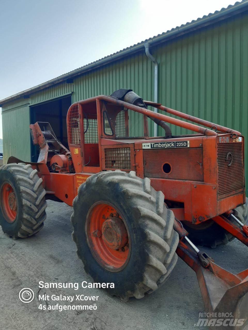 Timberjack 225 D Трельовочні трактора