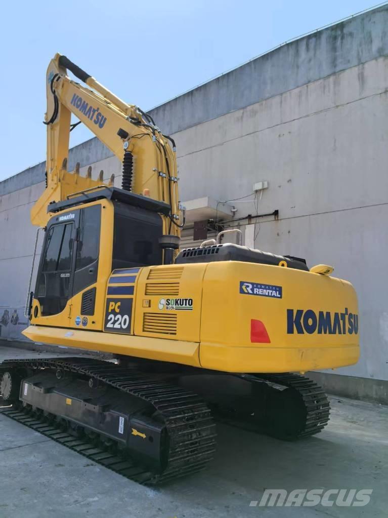 Komatsu PC 220-8 Гусеничні екскаватори