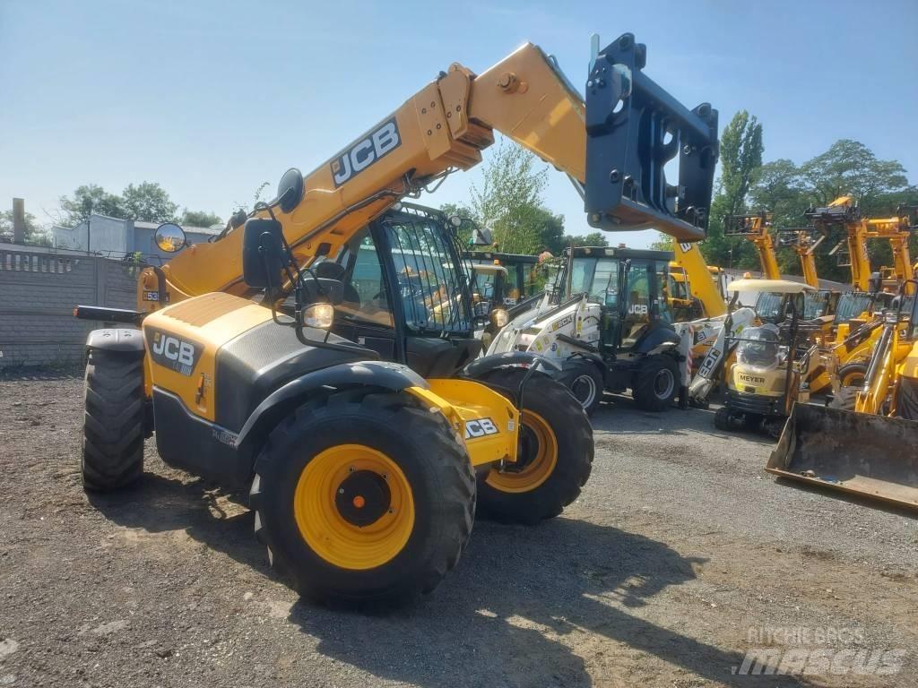 JCB 535-95 Телескопічні навантажувачі