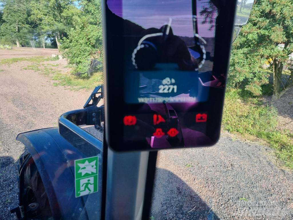 Valtra T175D Трактори