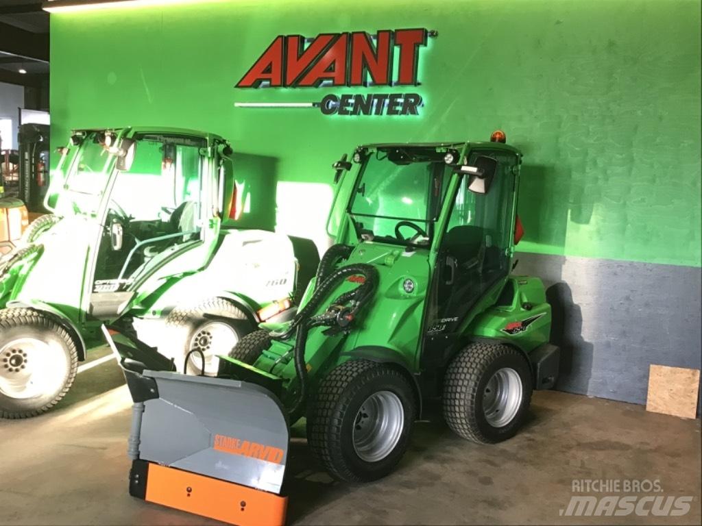 Avant 650I Багатофункціональне обладнання для вантажних і землекопальних робіт