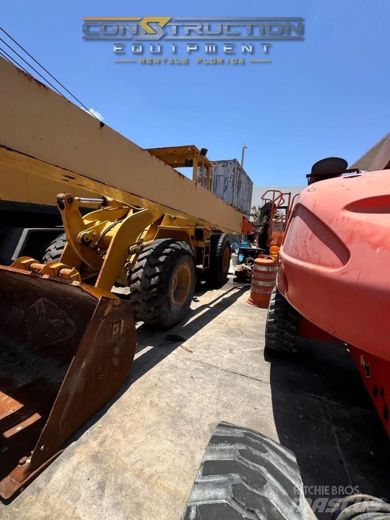 JLG 800 S Телескопічні підйомники