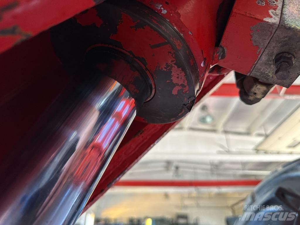 Manitou MLT728T Телескопічний навантажувач
