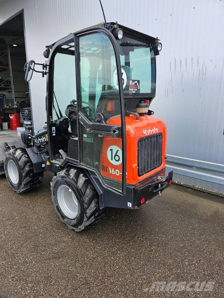 Kubota RT160-2 Фронтальні навантажувачі