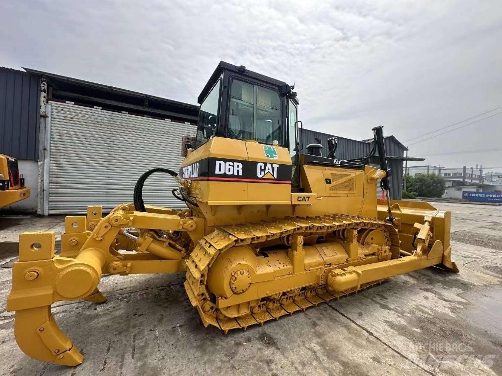 CAT D 6 R Гусеничні бульдозери