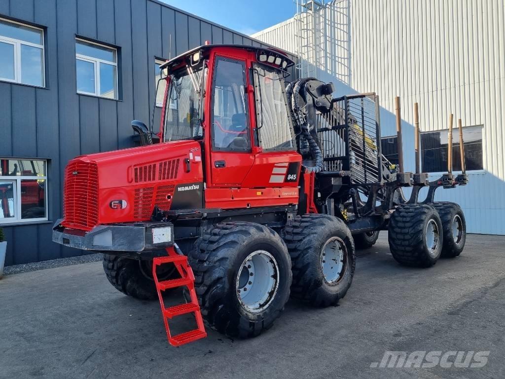Komatsu 845 Форвардери