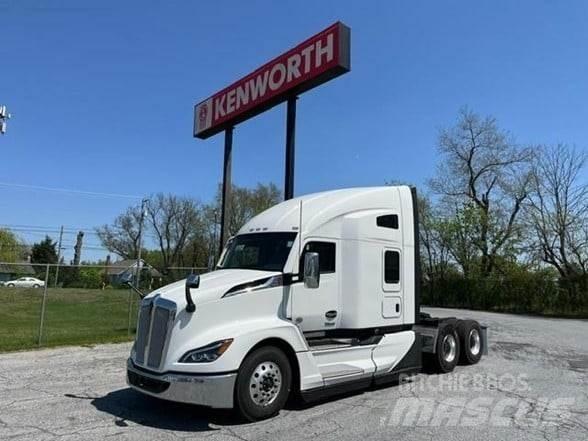 Kenworth T680 Тягачі