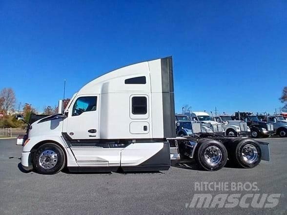 Kenworth T680 Тягачі