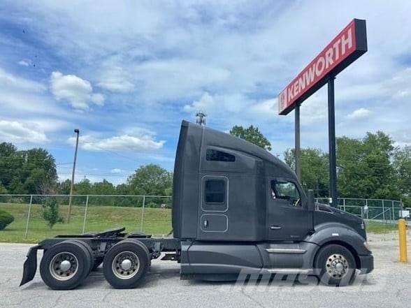 Kenworth T680 Тягачі