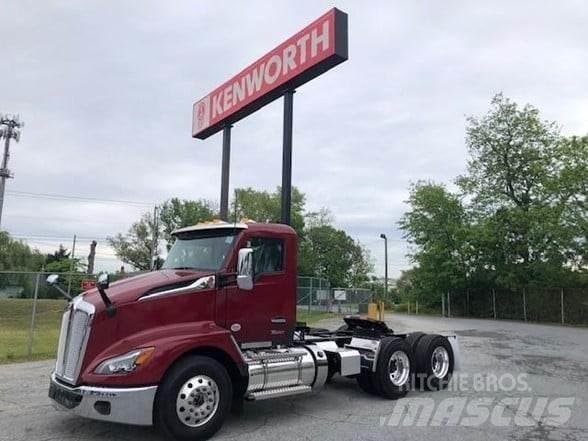 Kenworth T680 Тягачі
