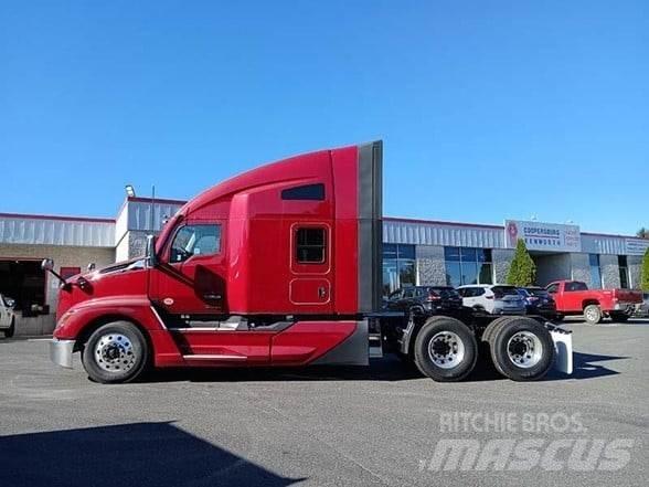 Kenworth T680 Тягачі