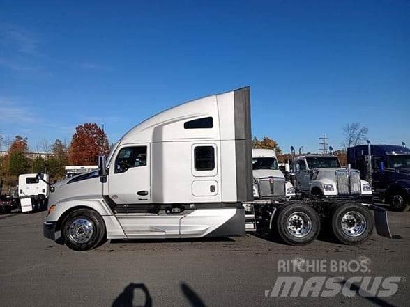 Kenworth T680 Тягачі