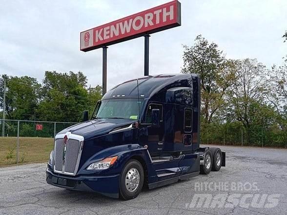 Kenworth T680 Тягачі