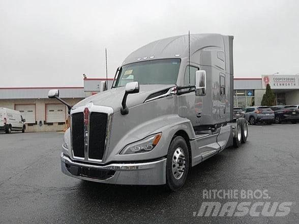 Kenworth T680 Тягачі