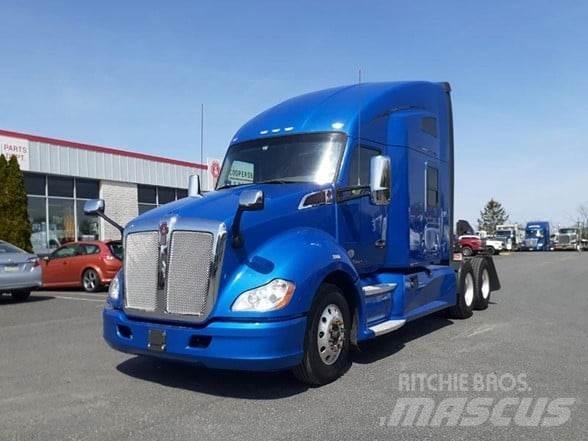 Kenworth T680 Тягачі
