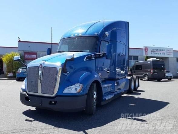 Kenworth T680 Тягачі