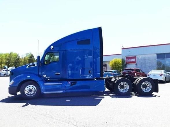 Kenworth T680 Тягачі