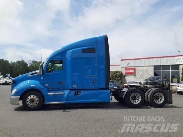 Kenworth T680 Тягачі