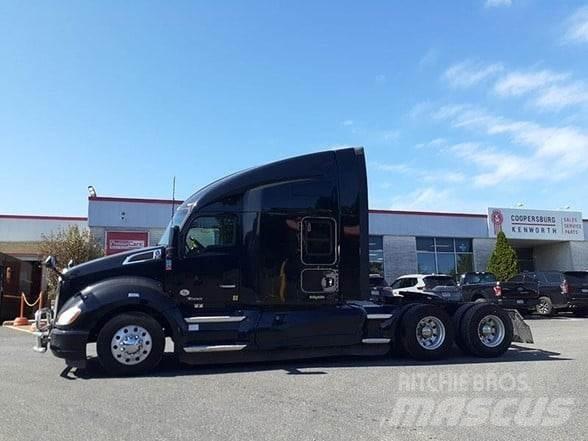 Kenworth T680 Тягачі