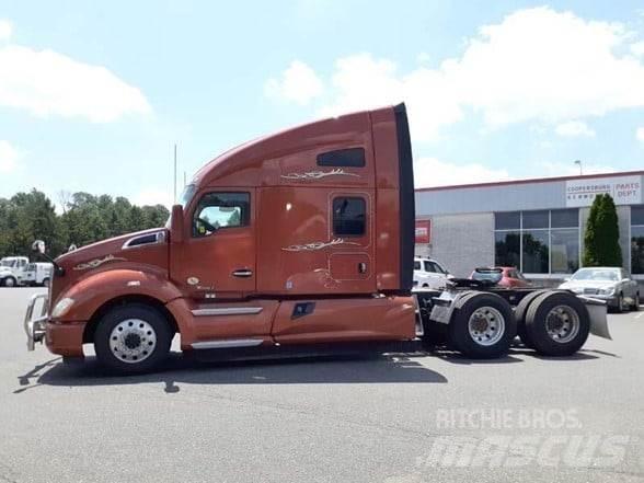 Kenworth T680 Тягачі
