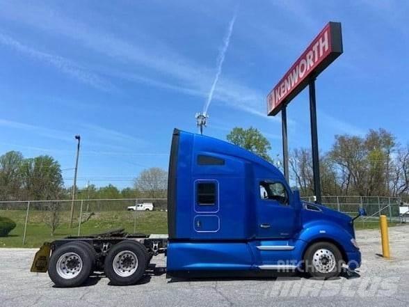 Kenworth T680 Тягачі