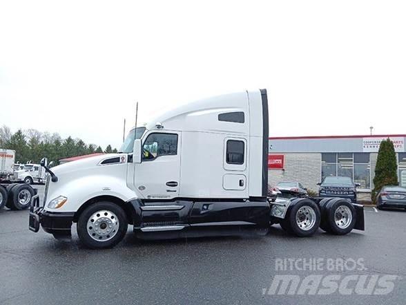 Kenworth T680 Тягачі