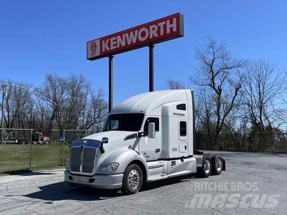 Kenworth T680 Тягачі