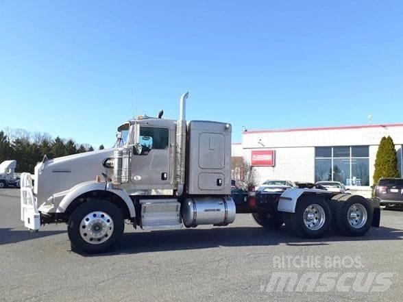 Kenworth T800 Тягачі