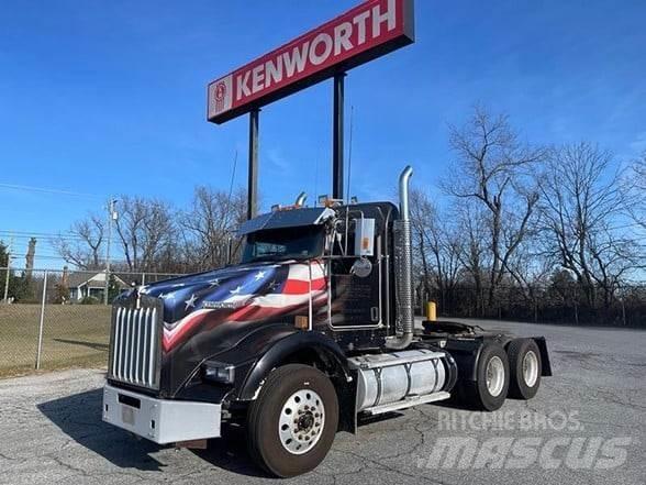 Kenworth T800 Тягачі