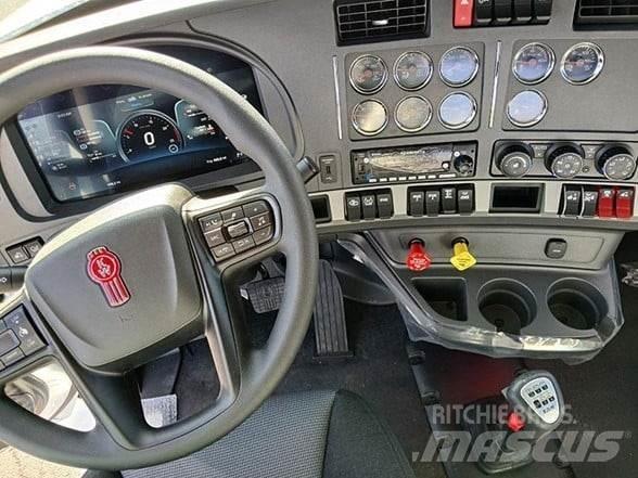 Kenworth T880 Тягачі