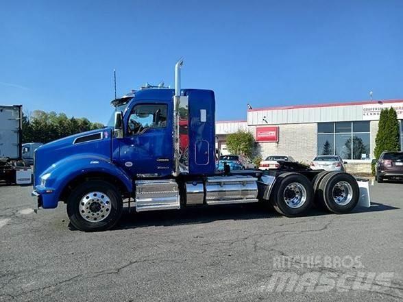 Kenworth T880 Тягачі