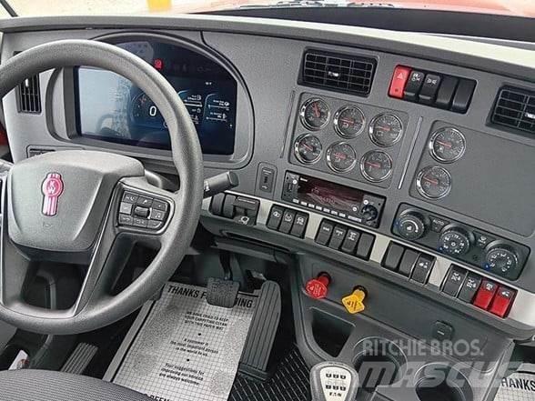 Kenworth T880 Тягачі